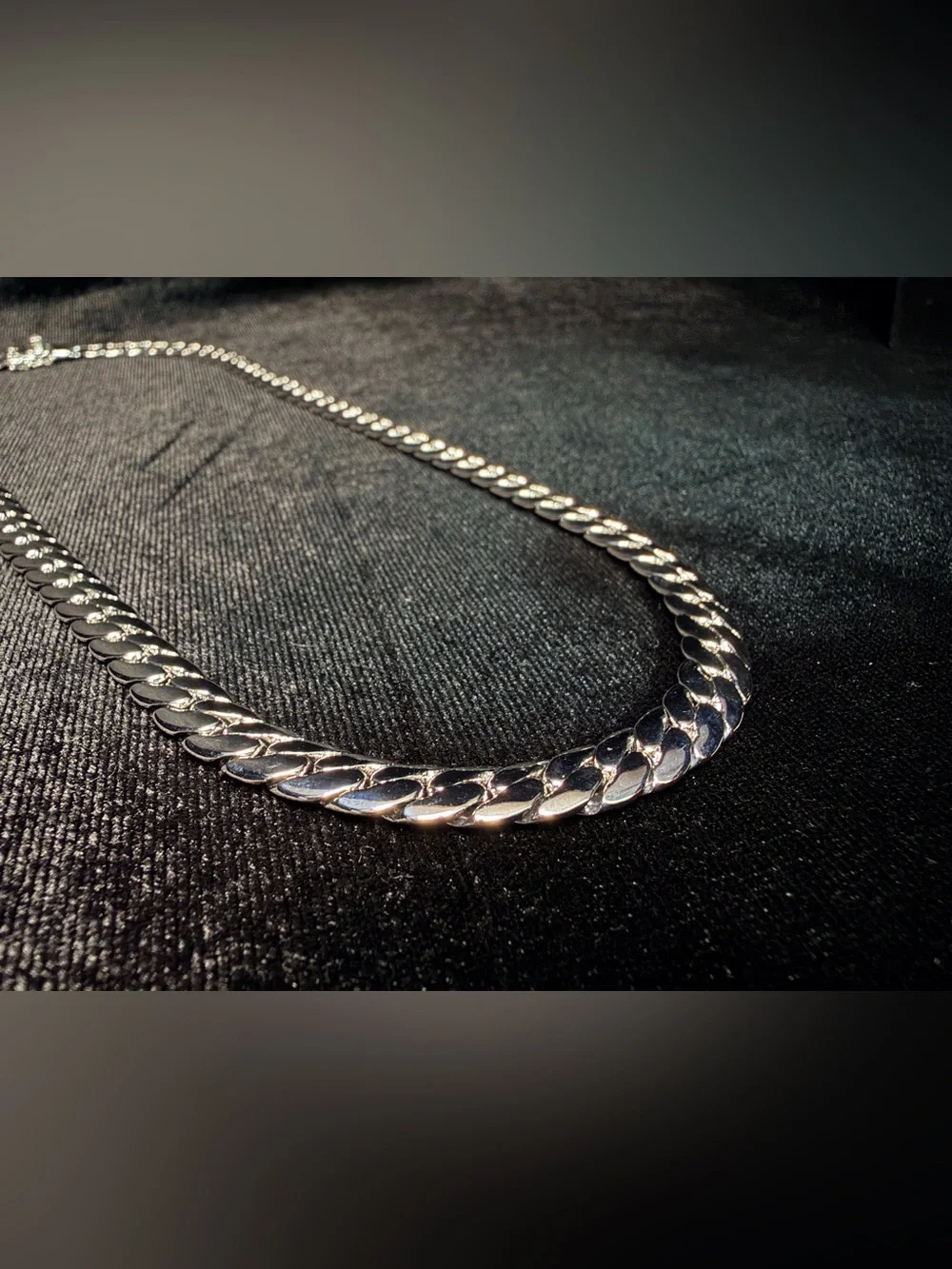 Miami Cuban 20in 7.5MM 14K Gold Filled necklace W/Box Lock. Brand new.